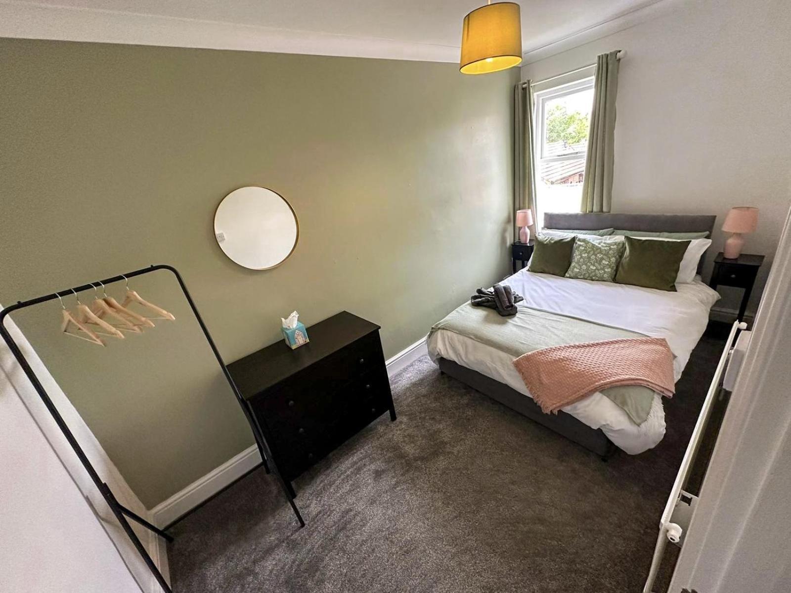 Cecil House - Stylish 2-Bed, Sleeps 5 Guests, Free Parking, Close To Cathedral, Bars & Restaurants لينكولن المظهر الخارجي الصورة