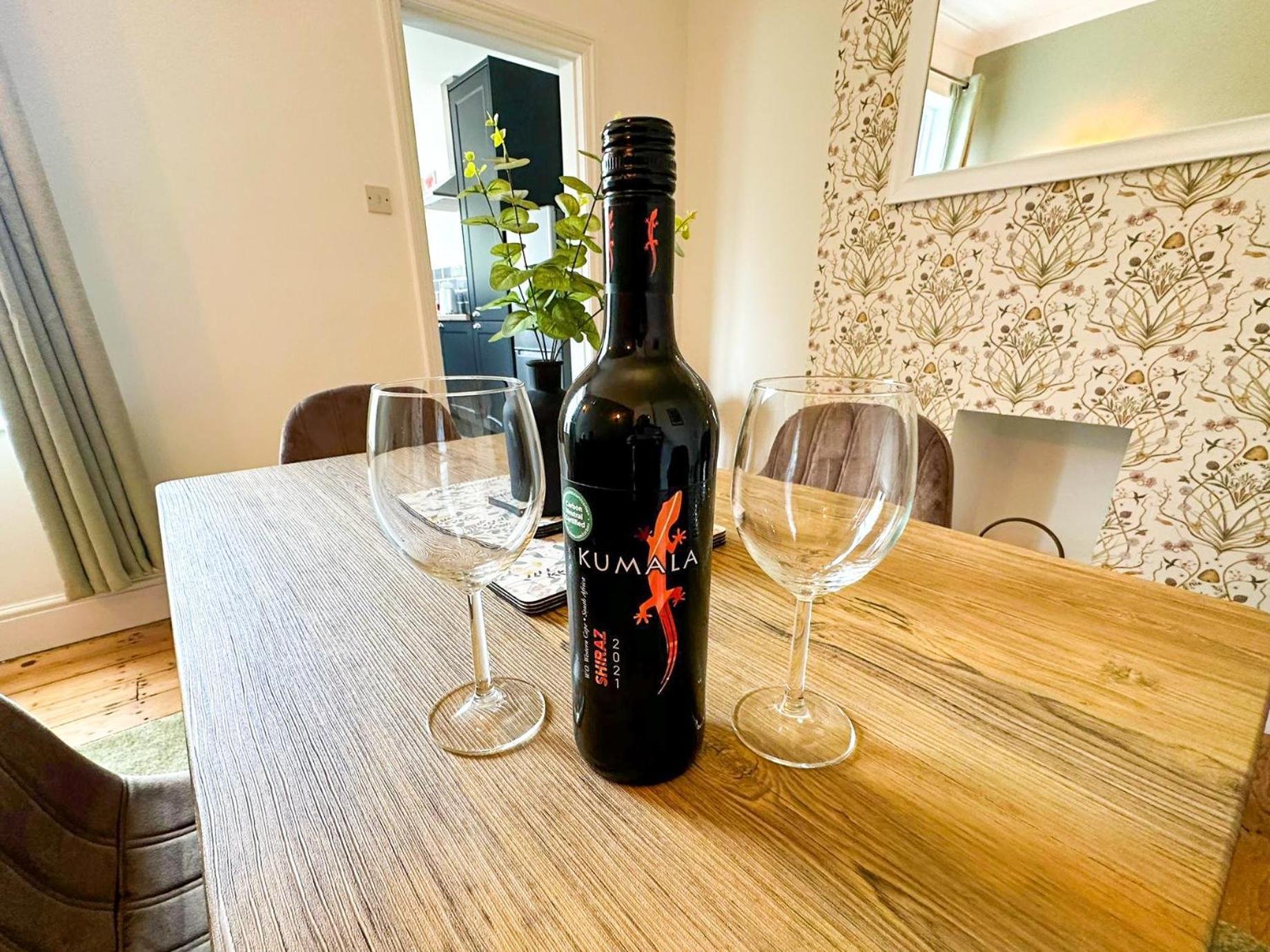 Cecil House - Stylish 2-Bed, Sleeps 5 Guests, Free Parking, Close To Cathedral, Bars & Restaurants لينكولن المظهر الخارجي الصورة