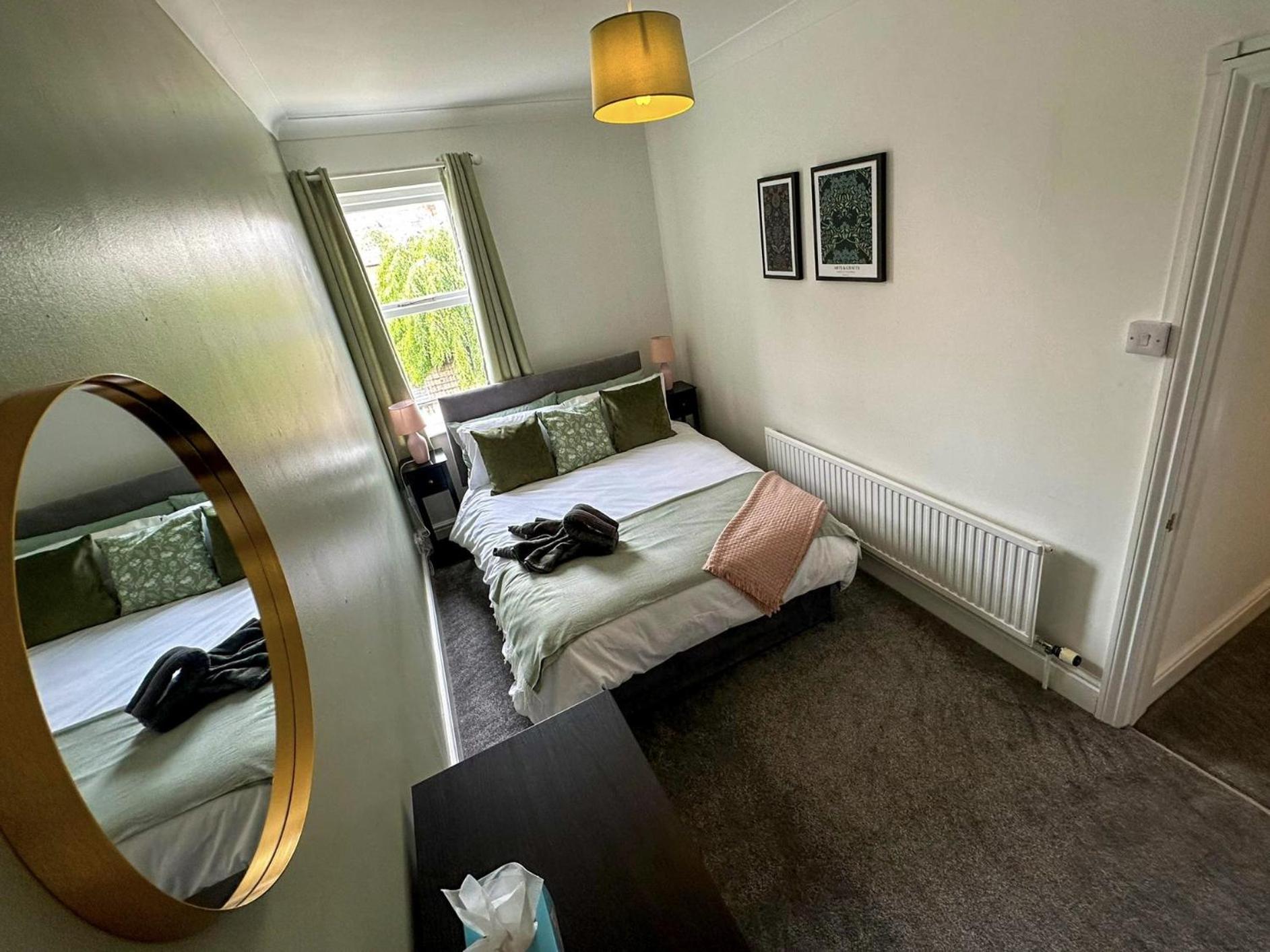 Cecil House - Stylish 2-Bed, Sleeps 5 Guests, Free Parking, Close To Cathedral, Bars & Restaurants لينكولن المظهر الخارجي الصورة