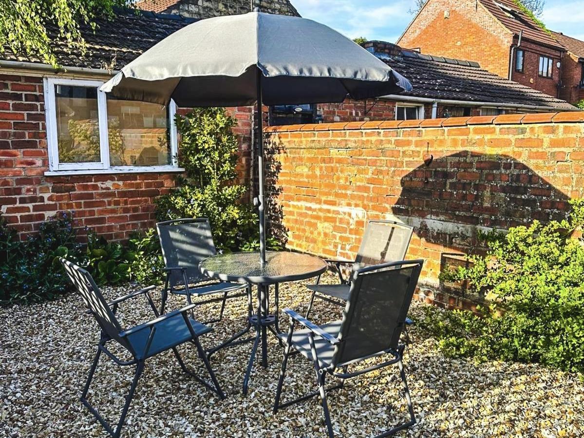 Cecil House - Stylish 2-Bed, Sleeps 5 Guests, Free Parking, Close To Cathedral, Bars & Restaurants لينكولن المظهر الخارجي الصورة